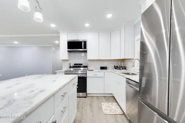 $1,500 | 4444 Main Highway, Breaux Bridge, LA 70517