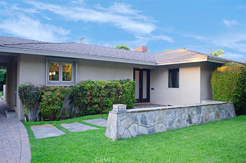 3655 Yorkshire Road Pasadena, CA 91107 - Photo 1 of 24