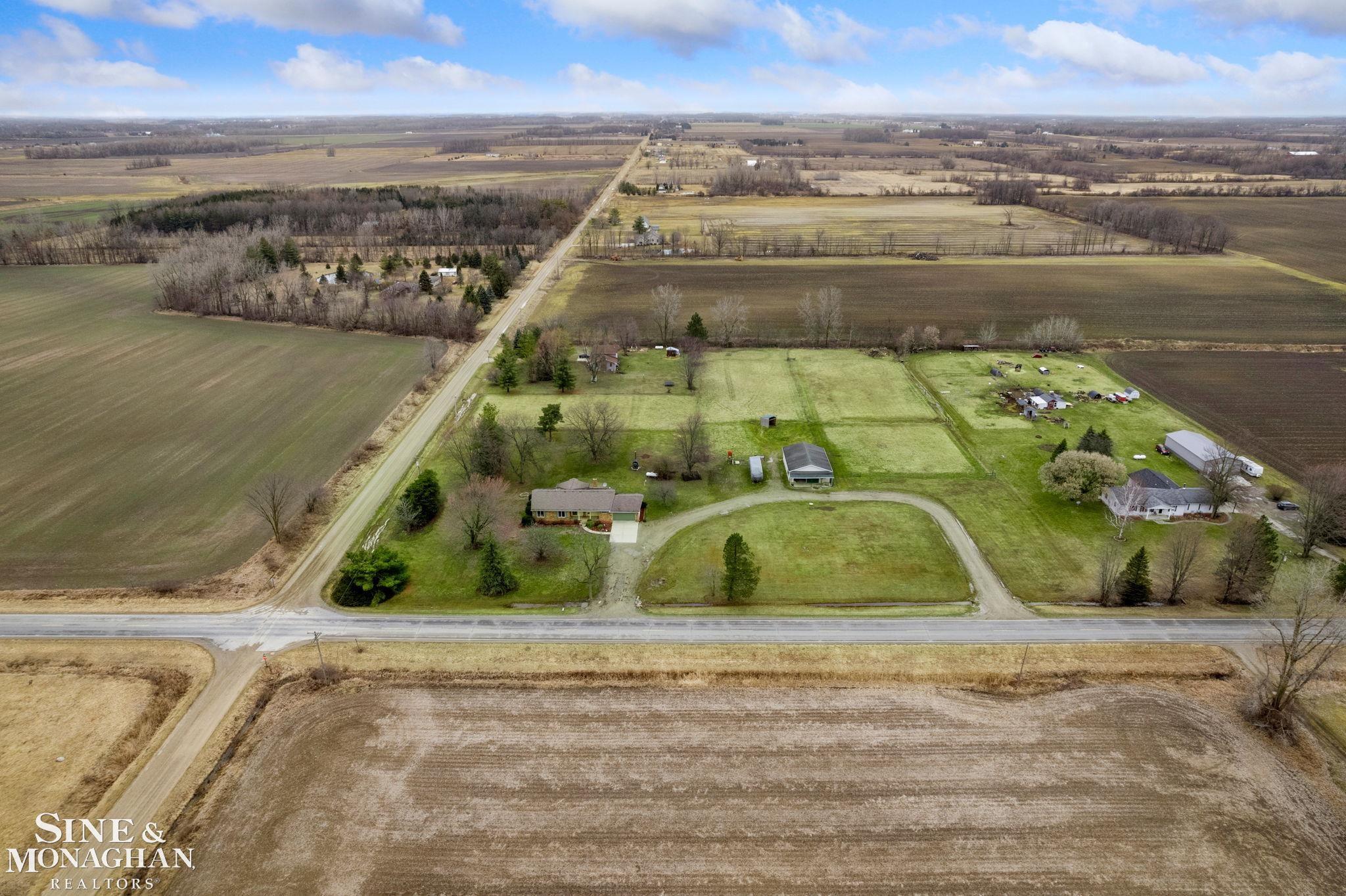 1484 West Galbraith Line Road Melvin, MI 48454 - Photo 2 of 58 50135166-9d3c3cee-7443-4f88-8ac8-459d04f1a197.JPG