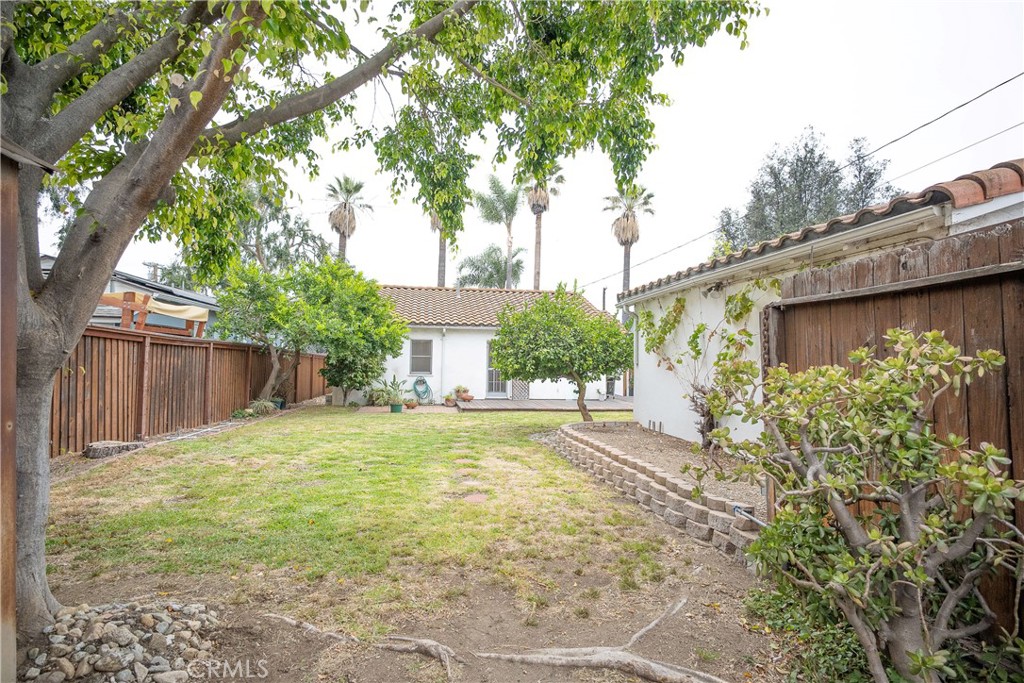 175 West 9th Street Upland, CA 91786 - Photo 40 of 42