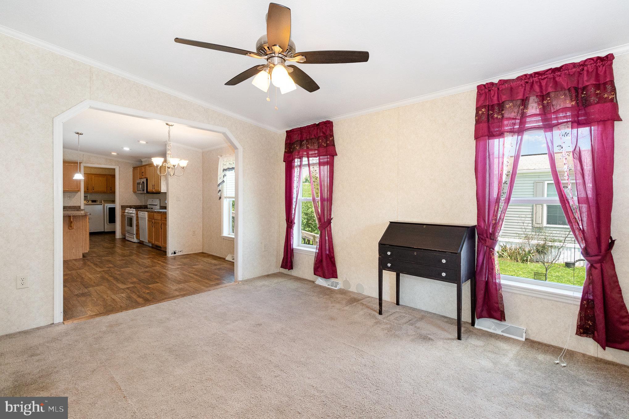 75 Ridgewood Manor Manheim, PA 17545 - Photo 7 of 29 a view of a livingroom with furniture and a ceiling fan