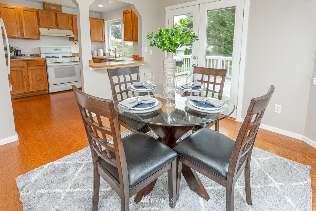 7327 East Collins Road Port Orchard, WA 98366 - Photo 7 of 40 Gallery Image 7