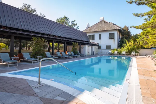 $2,475,000 | 78 North Barrett Square, Unit 4, Inlet Beach, FL 32461