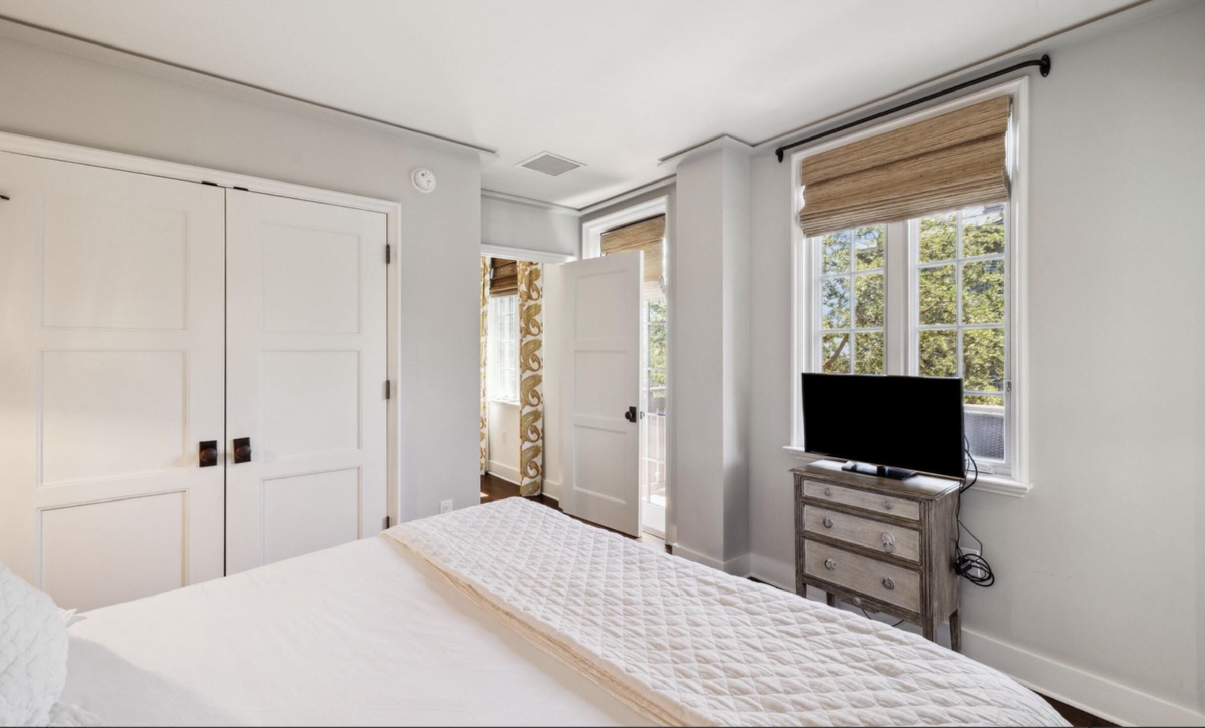 78 North Barrett Square, Unit 4 Inlet Beach, FL 32461 - Photo 9 of 36 GUESTBEDROOM 2