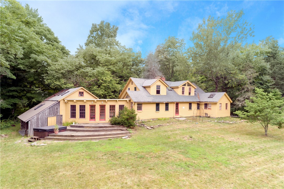 82 East Killingly Road Foster, RI 02825 - Photo 4 of 37
