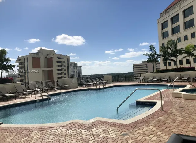 $3,450 | 888 Douglas Road, Unit 1403, Coral Gables, FL 33134