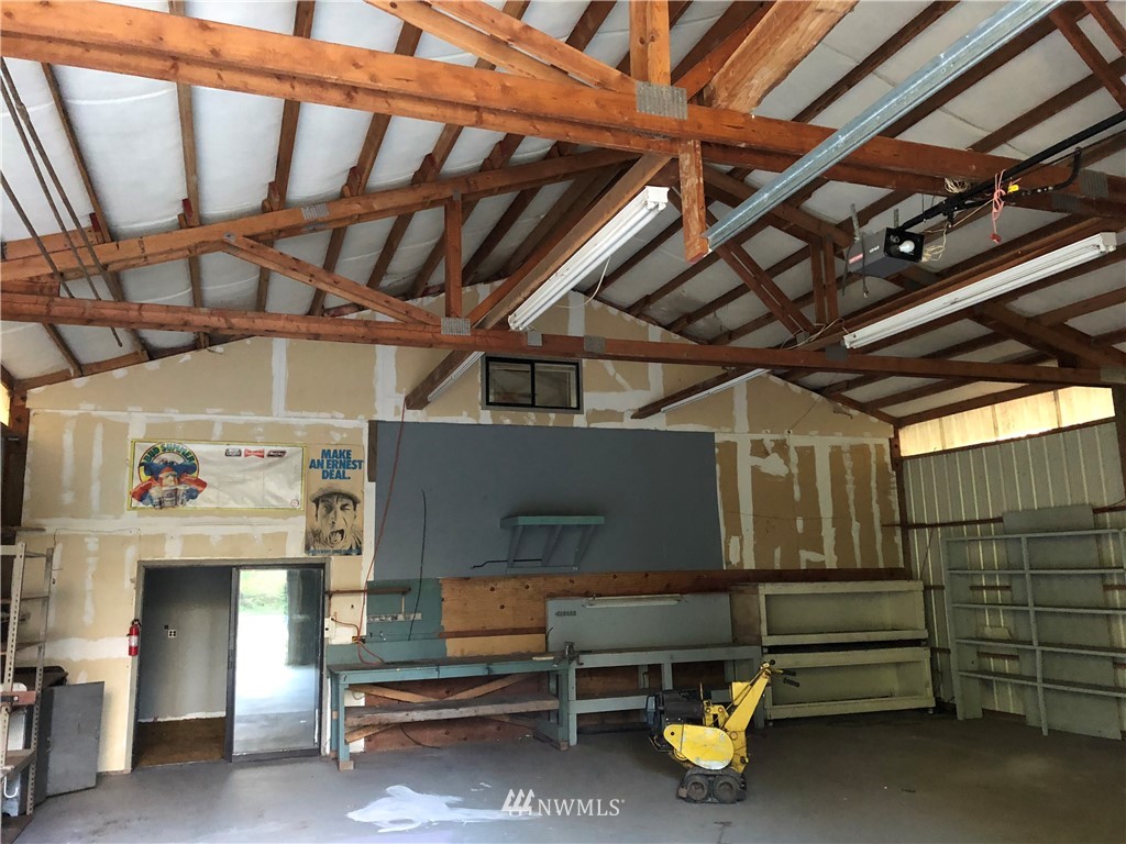 2160 Gardiner Beach Road Sequim, WA 98382 - Photo 3 of 9 Gallery Image 3