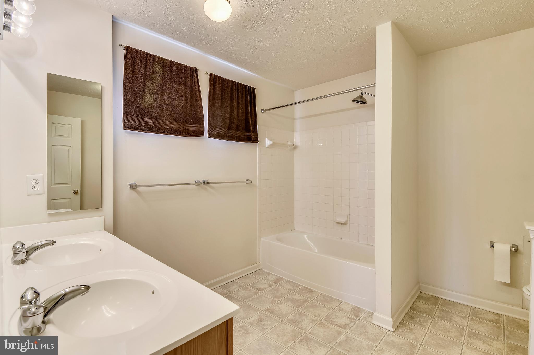 7762 Rotherham Drive Hanover, MD 21076 - Photo 34 of 65 Master Bath