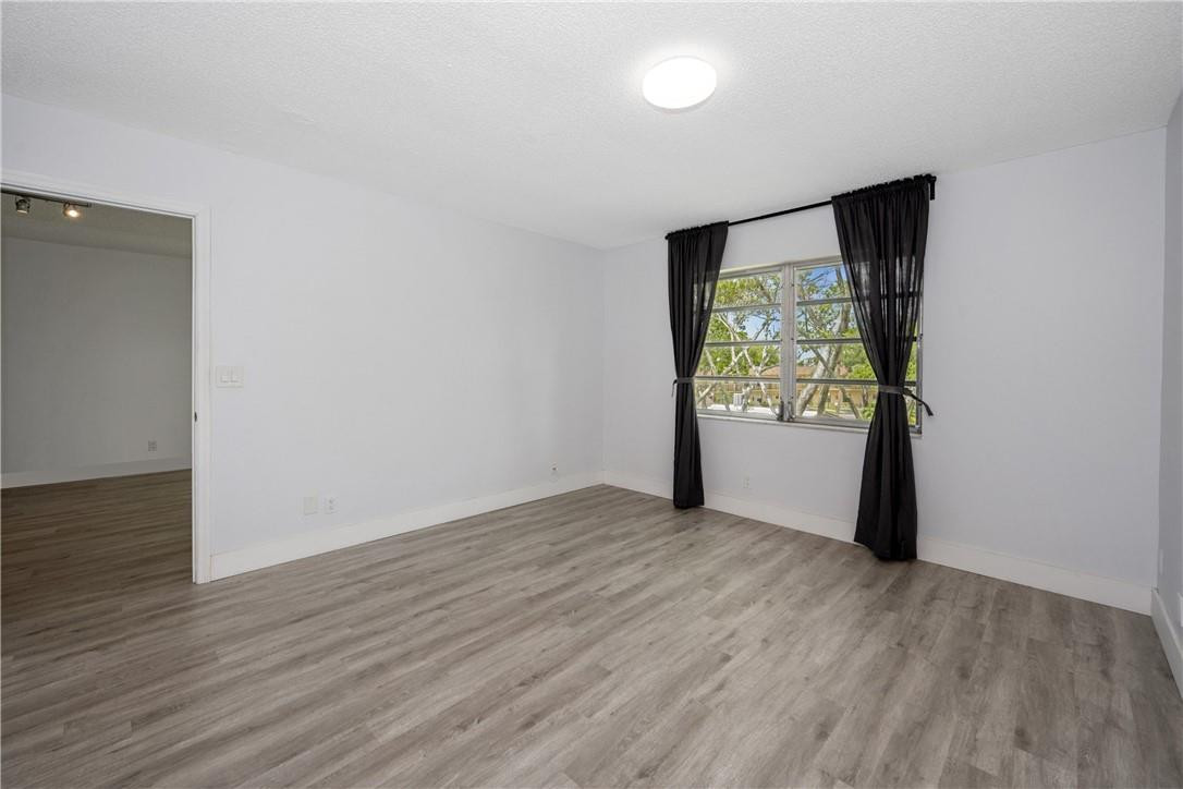 100 Berkley Road, Unit 303 Hollywood, FL 33024 - Photo 11 of 37 Photo 11