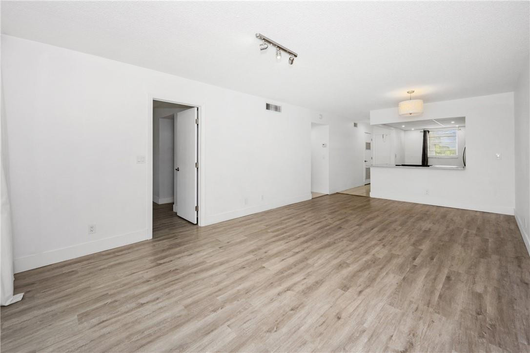 100 Berkley Road, Unit 303 Hollywood, FL 33024 - Photo 7 of 37 Photo 7