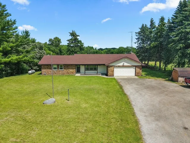 $439,900 | N7070 County Road P, Richmond, WI 53115