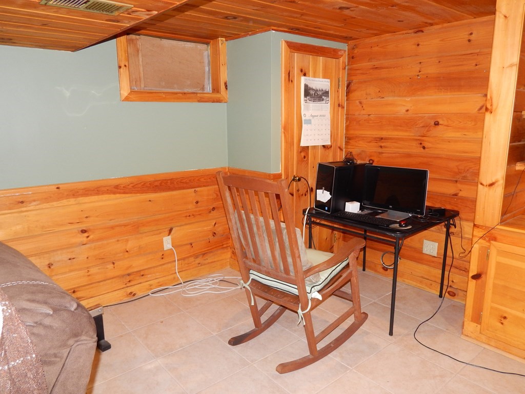 4 Lincoln Road Billerica, MA 01821 - Photo 17 of 19 Gallery Image 17