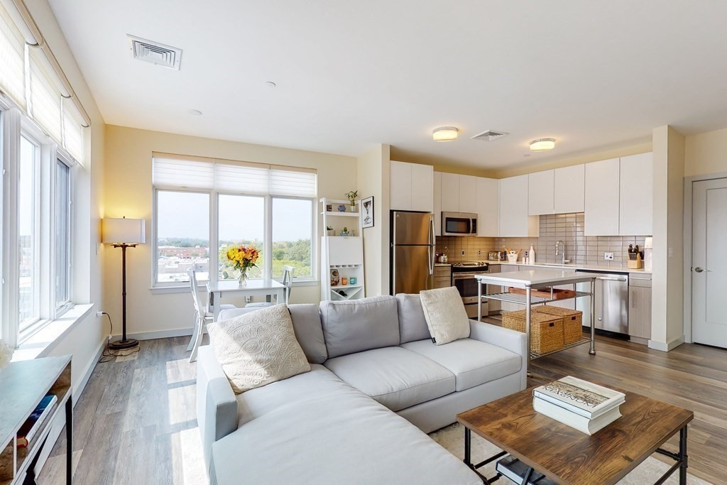 180 Telford Street, Unit 614 Boston, MA 02135 - Photo 4 of 35