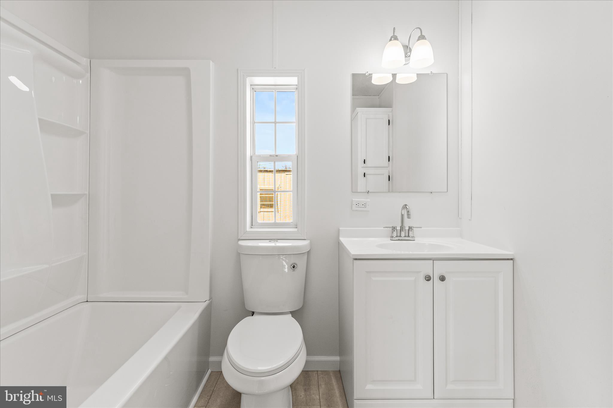 10 Ridgeview Park Jonestown, PA 17038 - Photo 18 of 30 Full Bath (outside of Primary Bedroom)