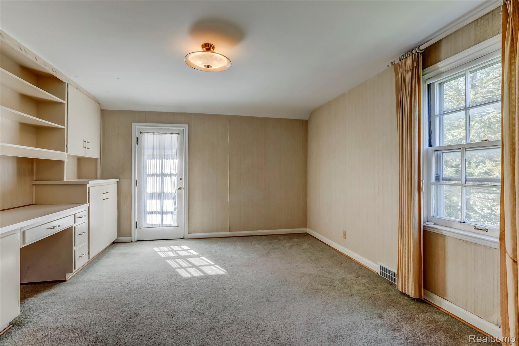 1041 Yorkshire Road Grosse Pointe, MI 48230 - Photo 25 of 35 1041 Yorkshire Road, Grosse Pointe Park, MI-25.jpg-FULL