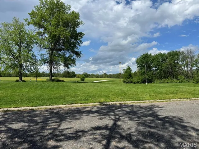 $25,500 | 111 Willow Drive, Freeburg, IL 62243