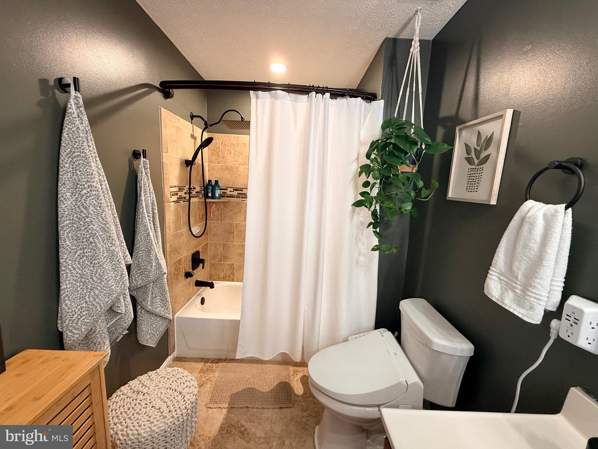 103 Broad Leaf Court Rising Sun, MD 21911 - Photo 28 of 47 a bathroom with a toilet sink and shower