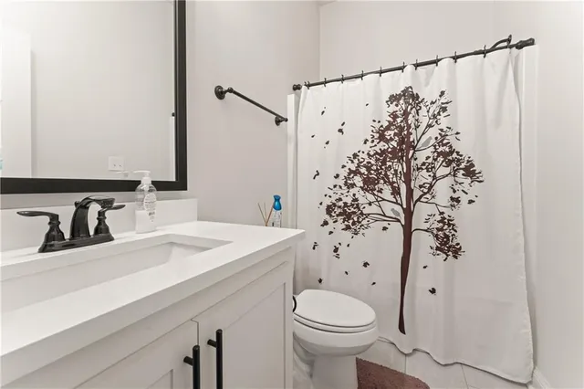 $520,000 | 1680 Continental Drive, Covington, LA 70433