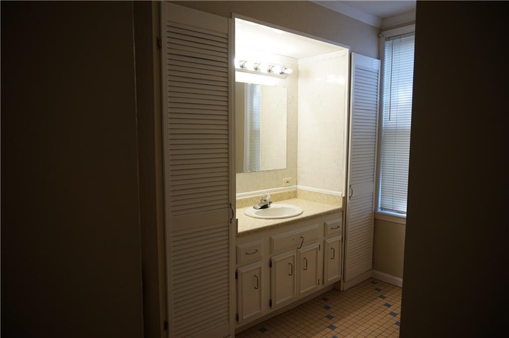 12 Tidball Road Pittsburgh, PA 15205 - Photo 14 of 14 FULL BATH HAS LAUNDRY CLOSET FOR STACKABLES, FOR CONVENIENT FIRST FLOOR LIVING
