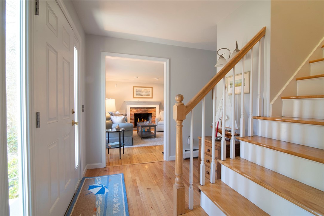 10 Windward Drive Westerly, RI 02891 - Photo 12 of 36