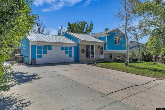 $340,000 | 907 Garfield Drive, Rock Springs, WY 82901
