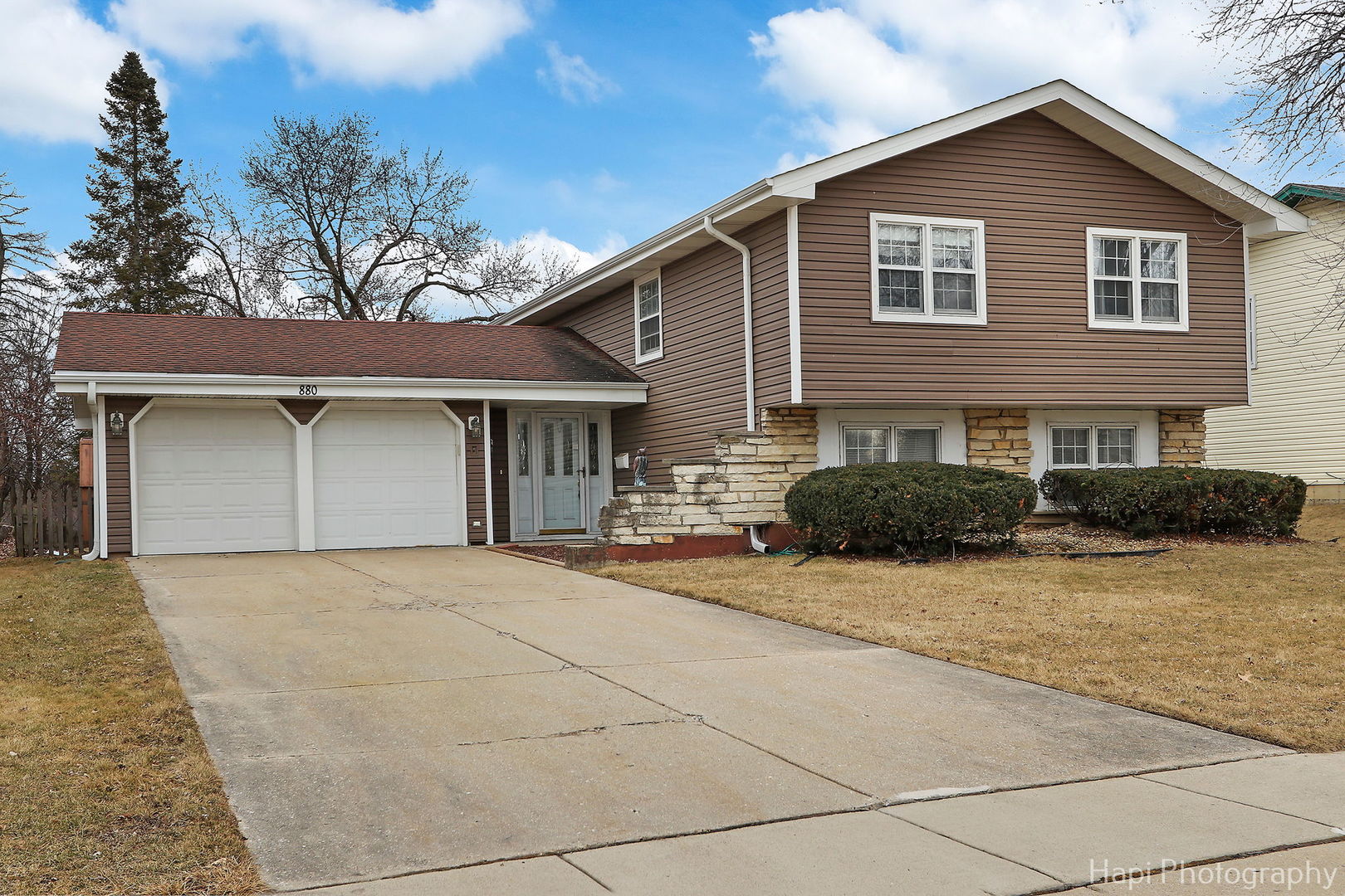 880 Rosedale Lane Hoffman Estates, IL 60169 - Photo 2 of 32 Gallery Image 2