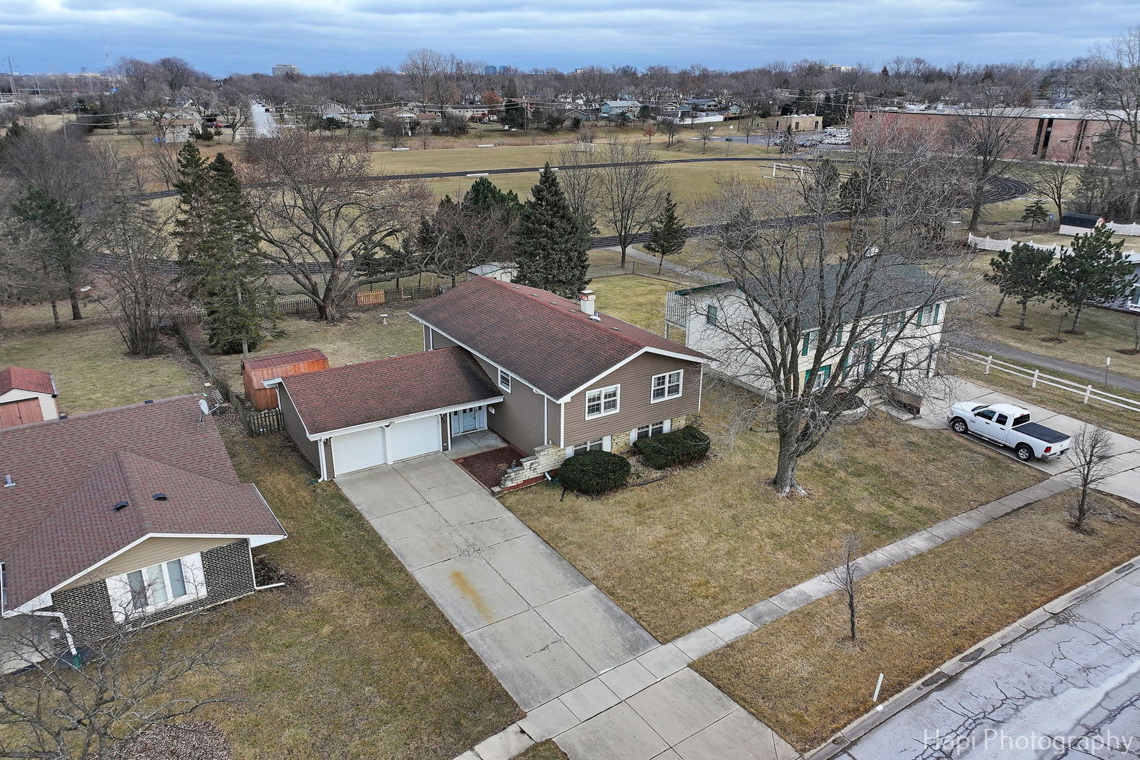 880 Rosedale Lane Hoffman Estates, IL 60169 - Photo 3 of 32 Gallery Image 3