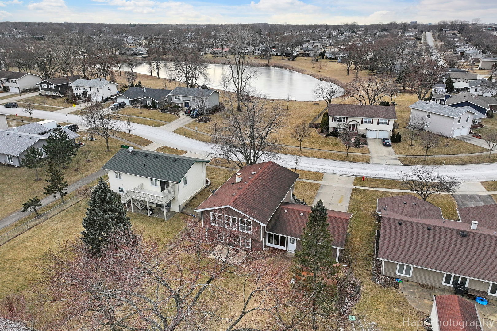 880 Rosedale Lane Hoffman Estates, IL 60169 - Photo 4 of 32 Gallery Image 4