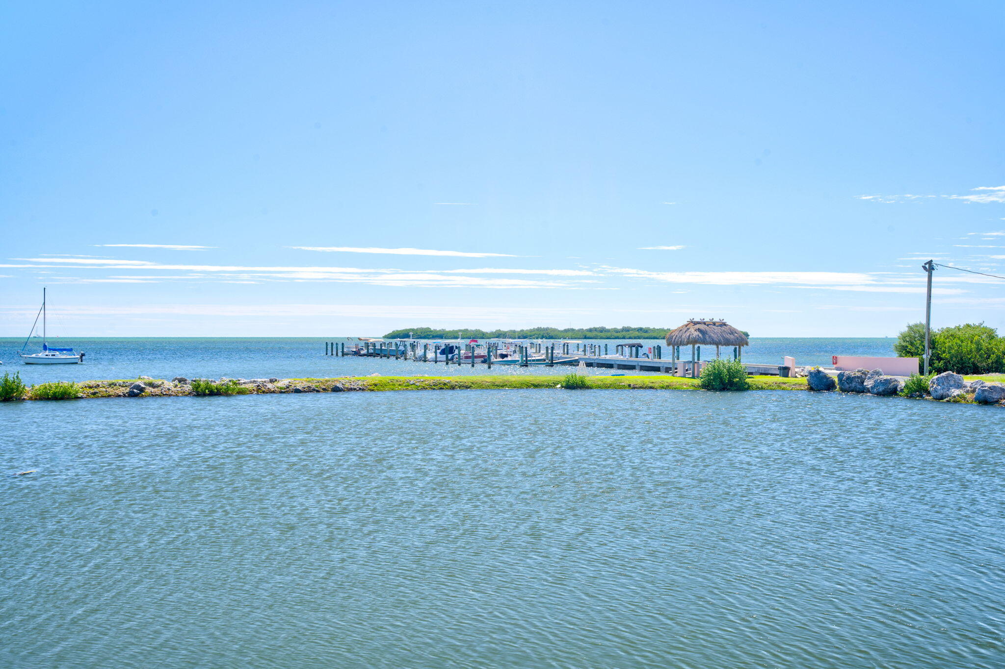 808 South Silver Circle Key Largo, FL 33037 - Photo 32 of 49 a view of a big and yard