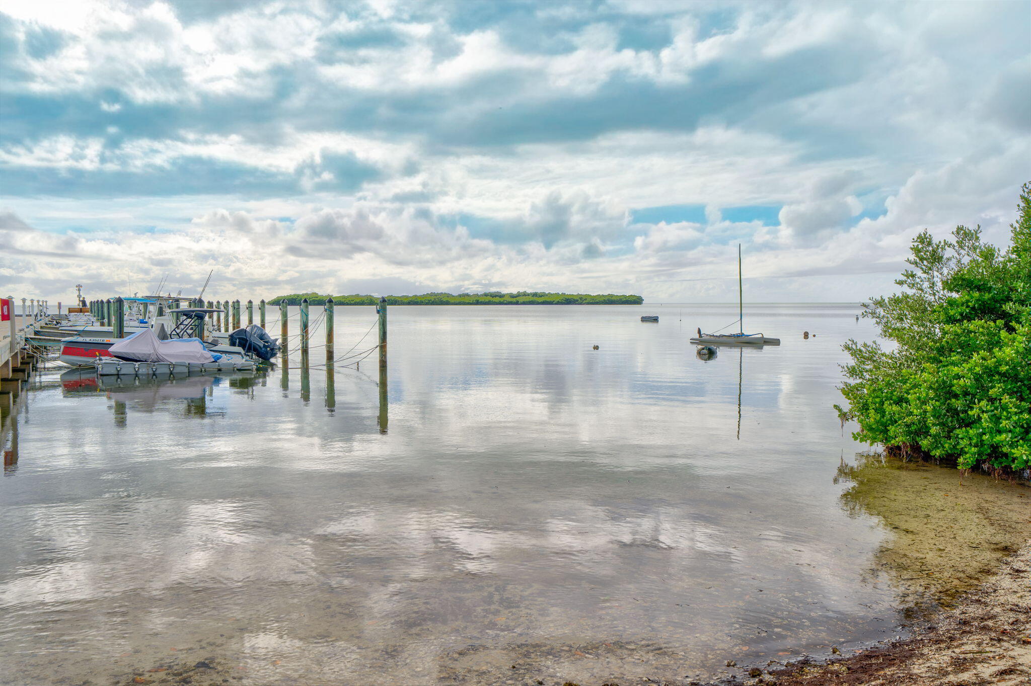 808 South Silver Circle Key Largo, FL 33037 - Photo 49 of 49 a view of a lake view