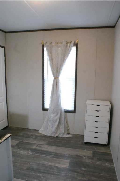 501 Mesquite Road San Marcos, TX 78666 - Photo 17 of 33 3rd bedroom currently used as an office