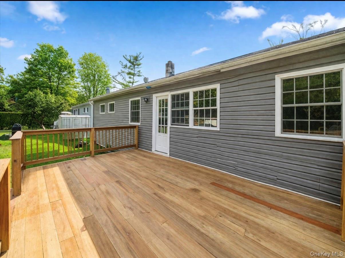 16 Meadow Road Montrose, NY 10548 - Photo 29 of 32