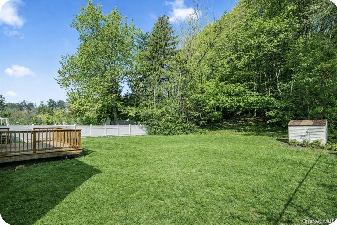 16 Meadow Road Montrose, NY 10548 - Photo 3 of 32