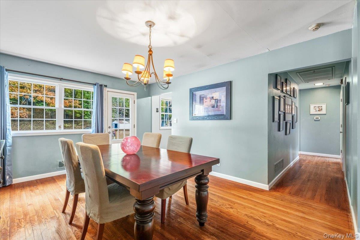 16 Meadow Road Montrose, NY 10548 - Photo 9 of 32