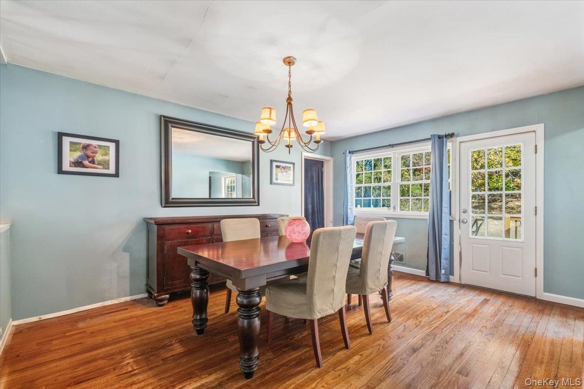 16 Meadow Road Montrose, NY 10548 - Photo 10 of 32