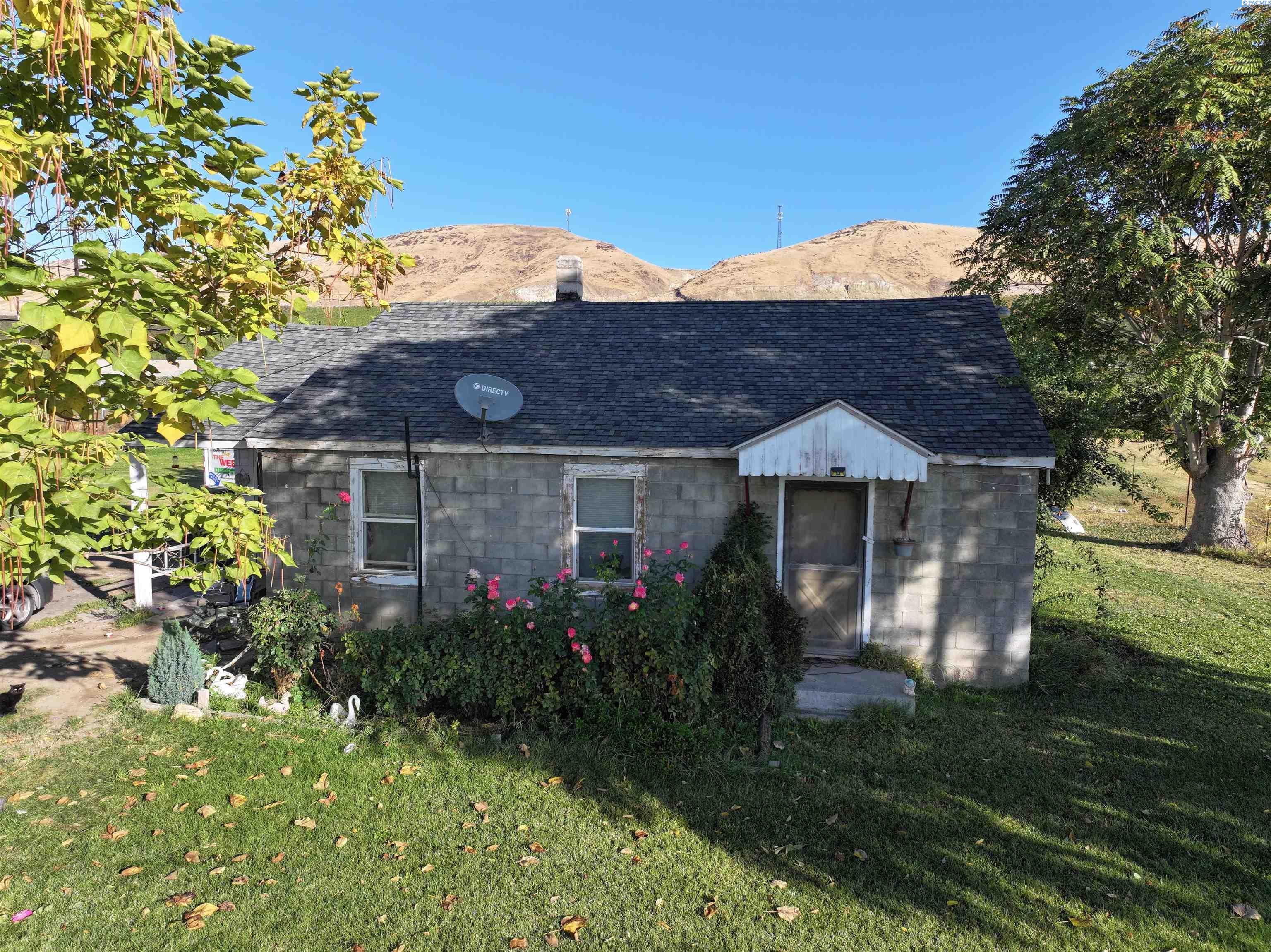 6351 Emerald Road Sunnyside, WA 98944 - Photo 13 of 19 Gallery Image 13