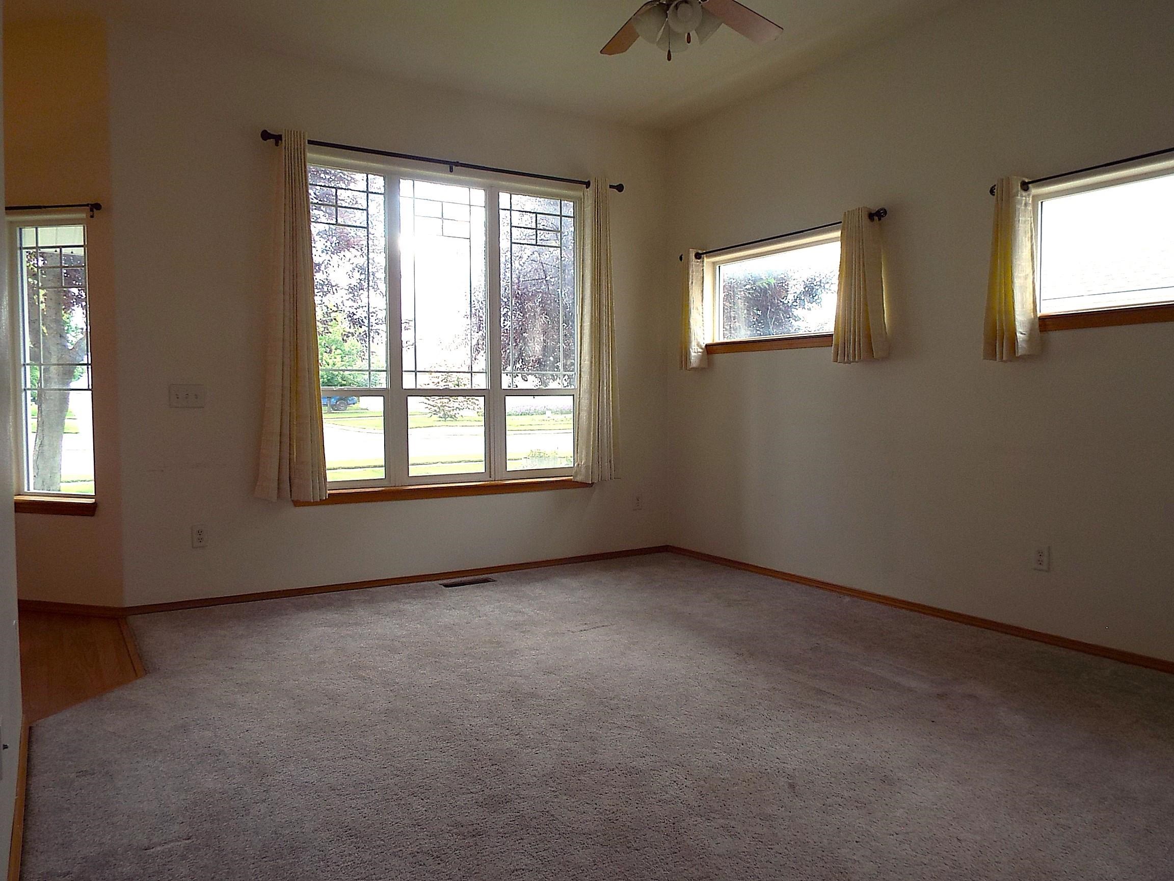 9318 North Oak Street Spokane, WA 99208 - Photo 4 of 16