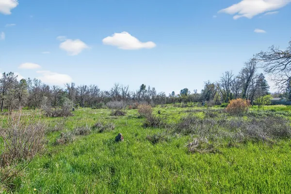 $400,000 | 2681 Hartnell Avenue, Redding, CA 96002