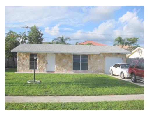 9719 Southwest 1st Place Boca Raton, FL 33428 - Photo 1 of 11 Primary Photo