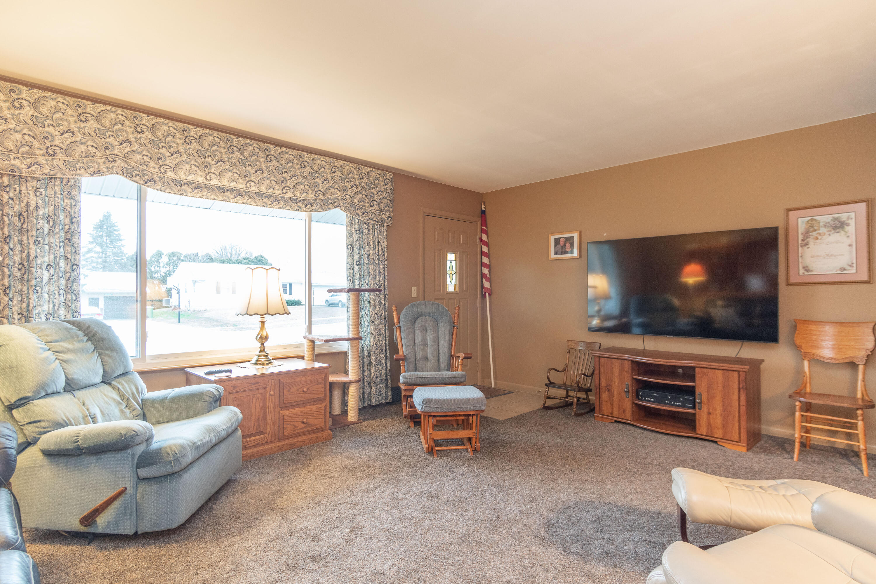 418 E Ruth, Sidney (6 of 40)