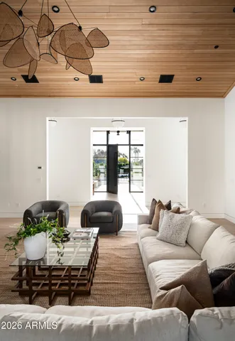 $9,950,000 | 4864 East Lafayette Boulevard, Phoenix, AZ 85018