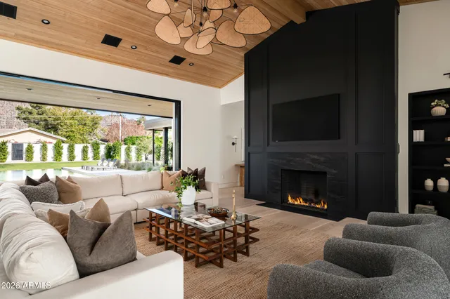 $9,950,000 | 4864 East Lafayette Boulevard, Phoenix, AZ 85018