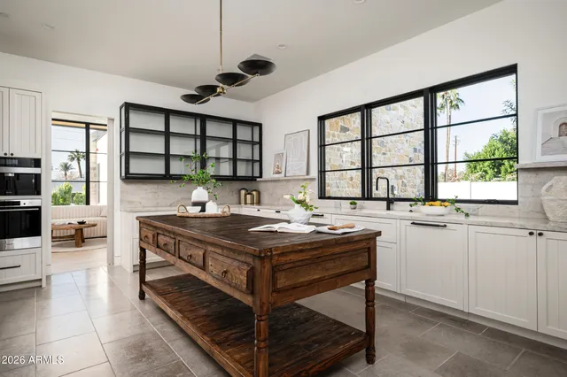 $9,950,000 | 4864 East Lafayette Boulevard, Phoenix, AZ 85018