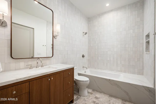 $9,950,000 | 4864 East Lafayette Boulevard, Phoenix, AZ 85018