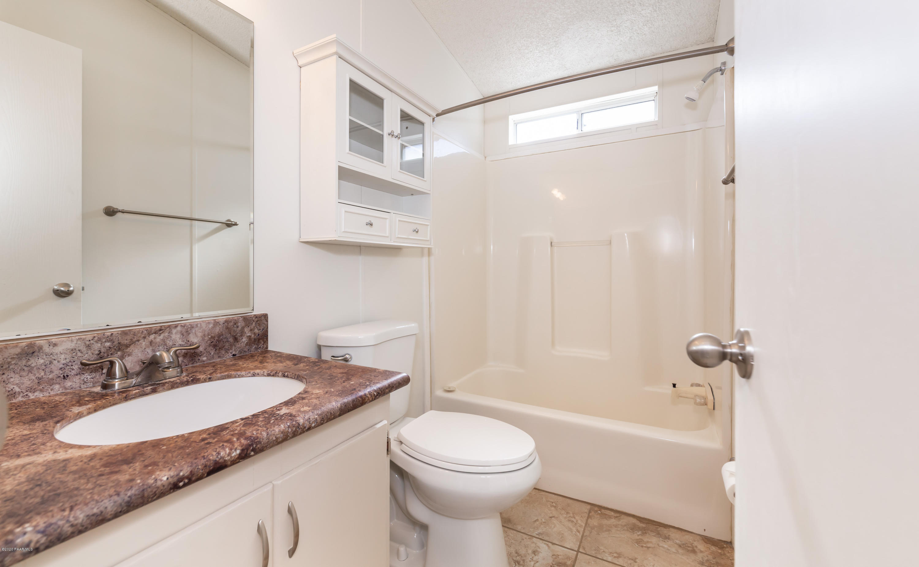 1825 Fox Road Chino Valley, AZ 86323 - Photo 12 of 16 Bathroom 2