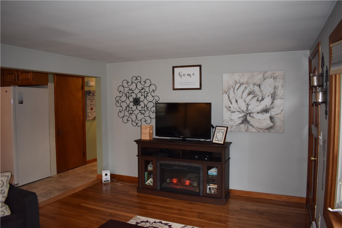 93 Ashaway Road Hopkinton, RI 02804 - Photo 10 of 17