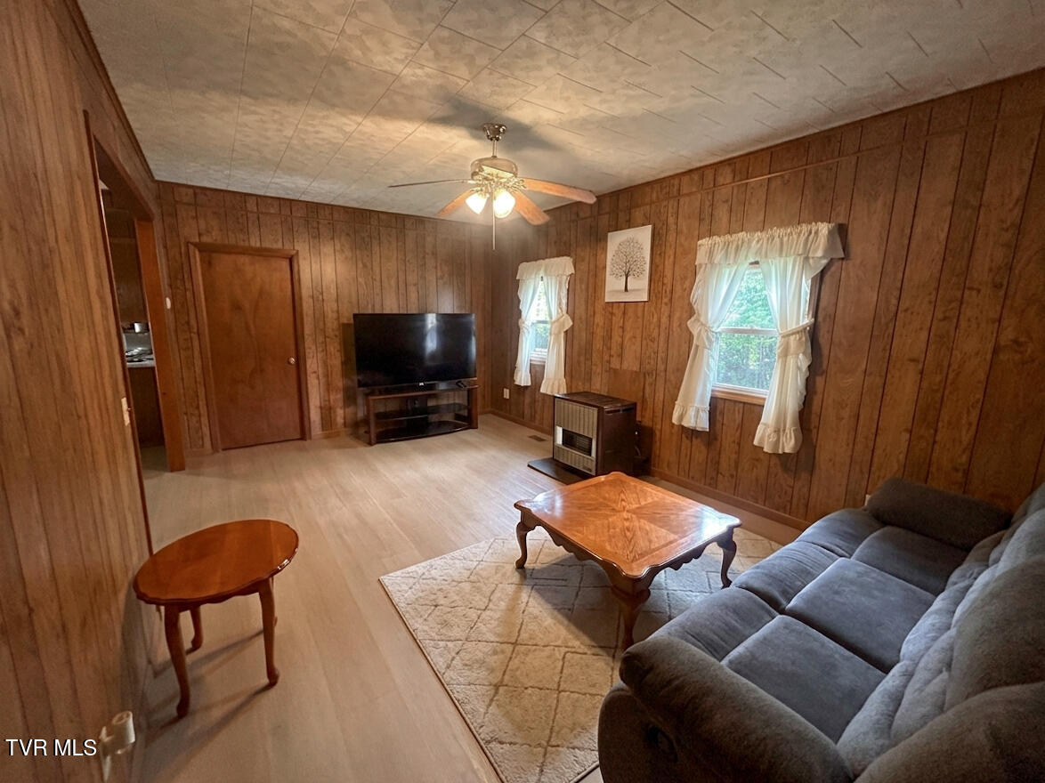 237 Kincheloe Road, Unit 237 Church Hill, TN 37642 - Photo 6 of 35 IMG_2418