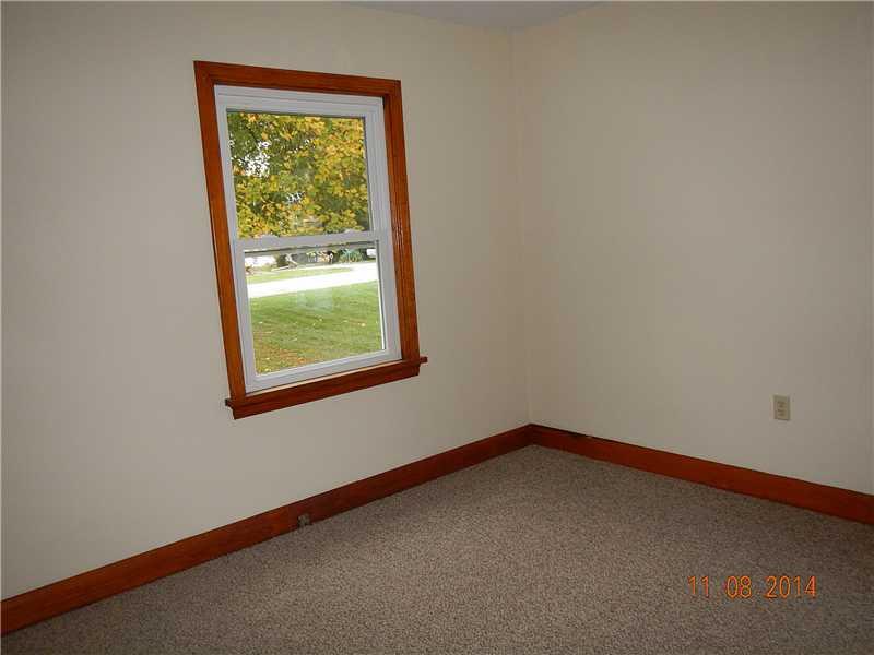 1529 Old Butler Road, Unit 11 New Castle, PA 16101 - Photo 12 of 17 Bedroom.