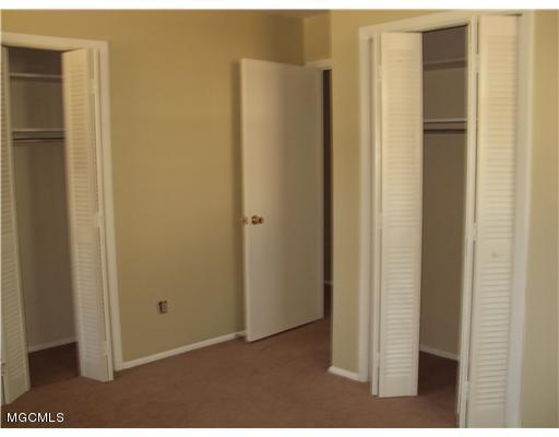 7604 Oakland Drive Biloxi, MS 39532 - Photo 5 of 7 7604 Oakland Dr.(5) Biloxi, MS