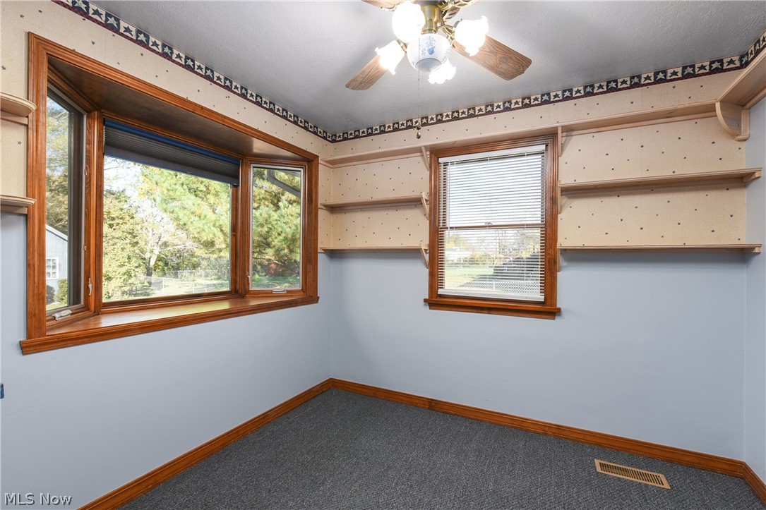 5950 Oak Point Road Lorain, OH 44053 - Photo 15 of 35 Gallery Image 15